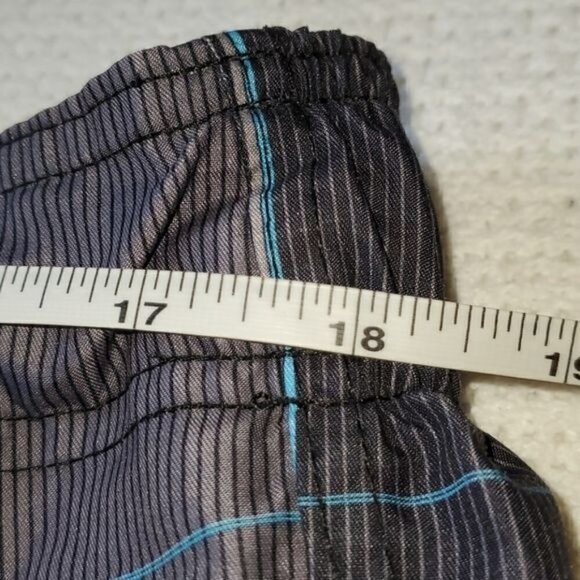 Laguna B Cinched Logo Lined Blue/Black Board Sz. L Short - Picture 2 of 9